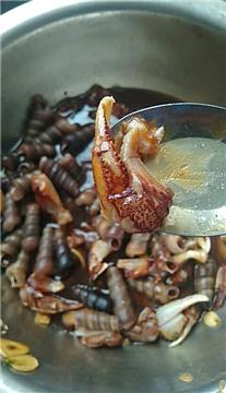 青島周師傅麻辣小海鮮技術(shù)轉(zhuǎn)讓，開啟特色美食創(chuàng)業(yè)新篇章