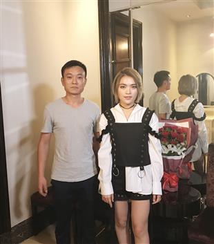 明星商務合作背后的專業(yè)運作 以楊鈺瑩及其經紀模式為例